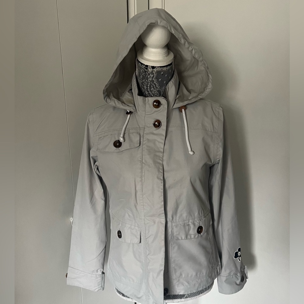 Notre Dame ‘47 Brand Women’s Jacket - Size Small - Lightweight Hooded Coat